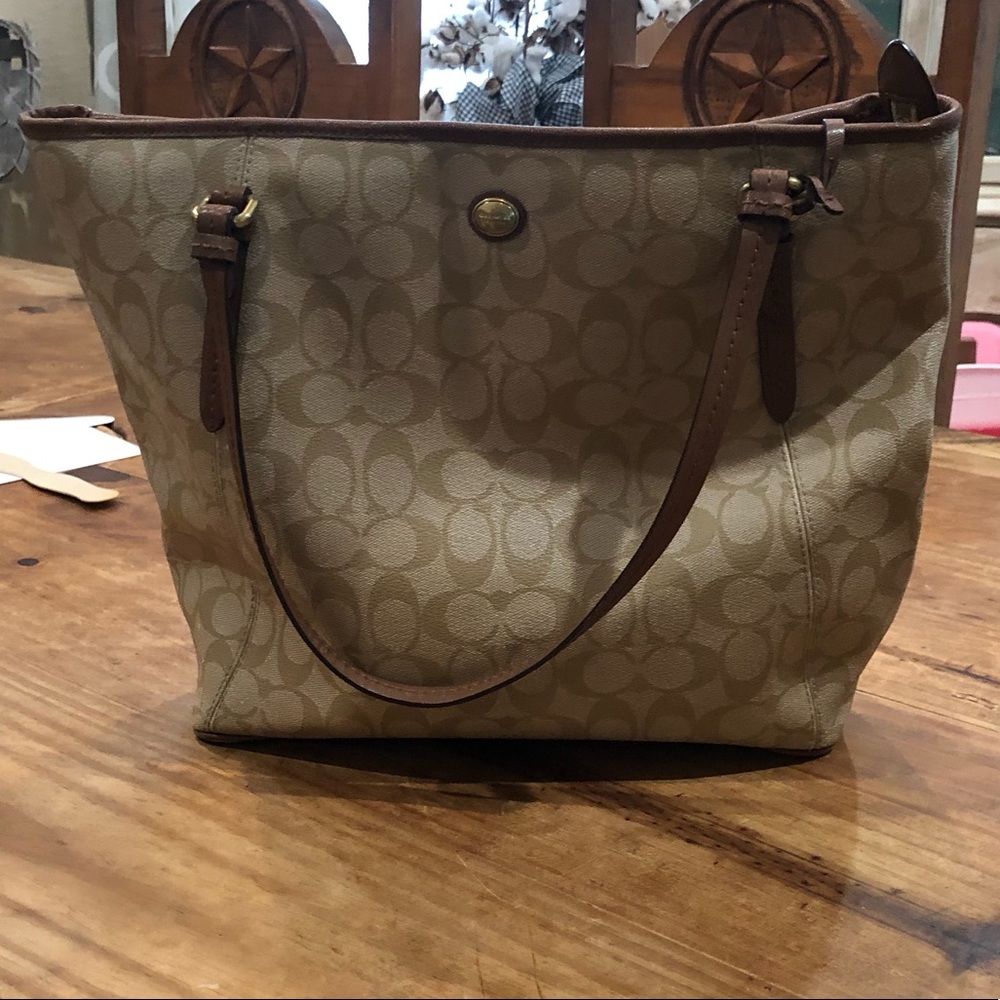 Coach tote